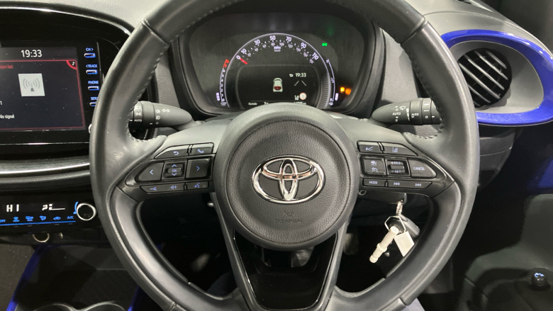 Toyota Aygo X 1.0 VVT-i Edge 5dr Petrol Hatchback